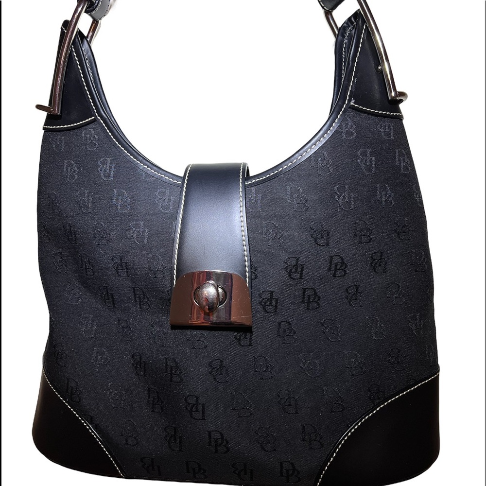 Dooney & Bourke Signature Shoulder Bag blackβ€οΈLike Newπππ - Picture 2 of 11